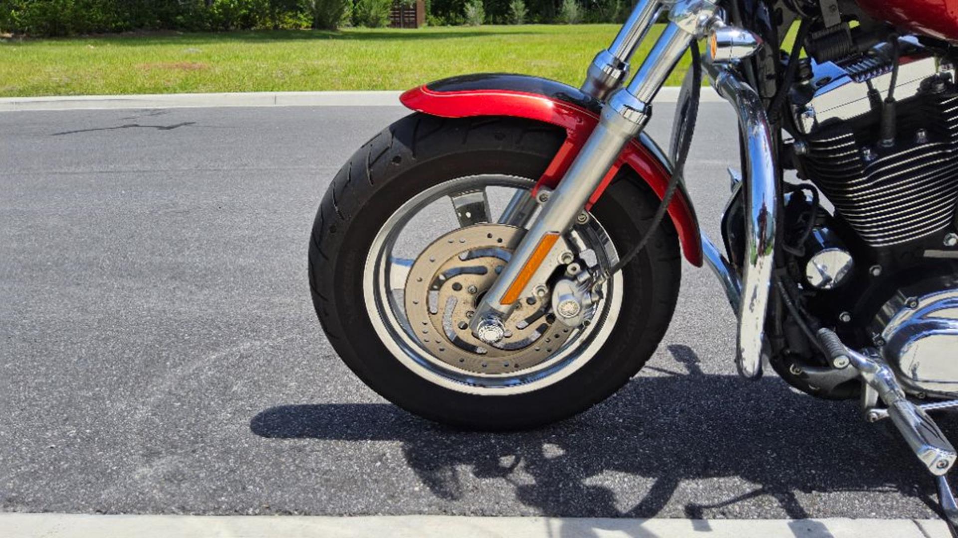 2012 Harley-Davidson Sportster® 1200 Custom 7