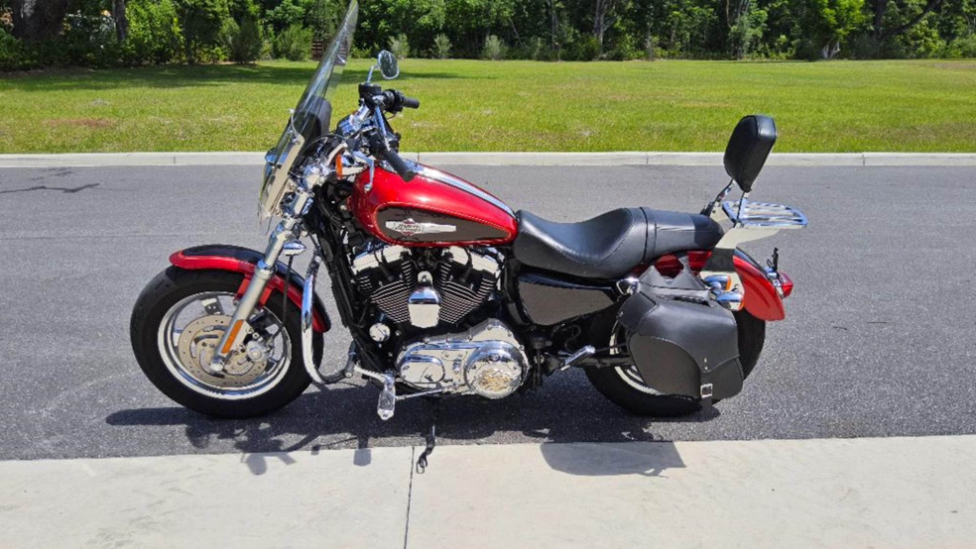 2012 Harley-Davidson Sportster® 1200 Custom 10