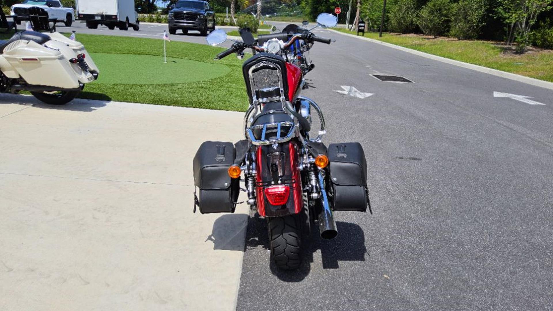 2012 Harley-Davidson Sportster® 1200 Custom 11