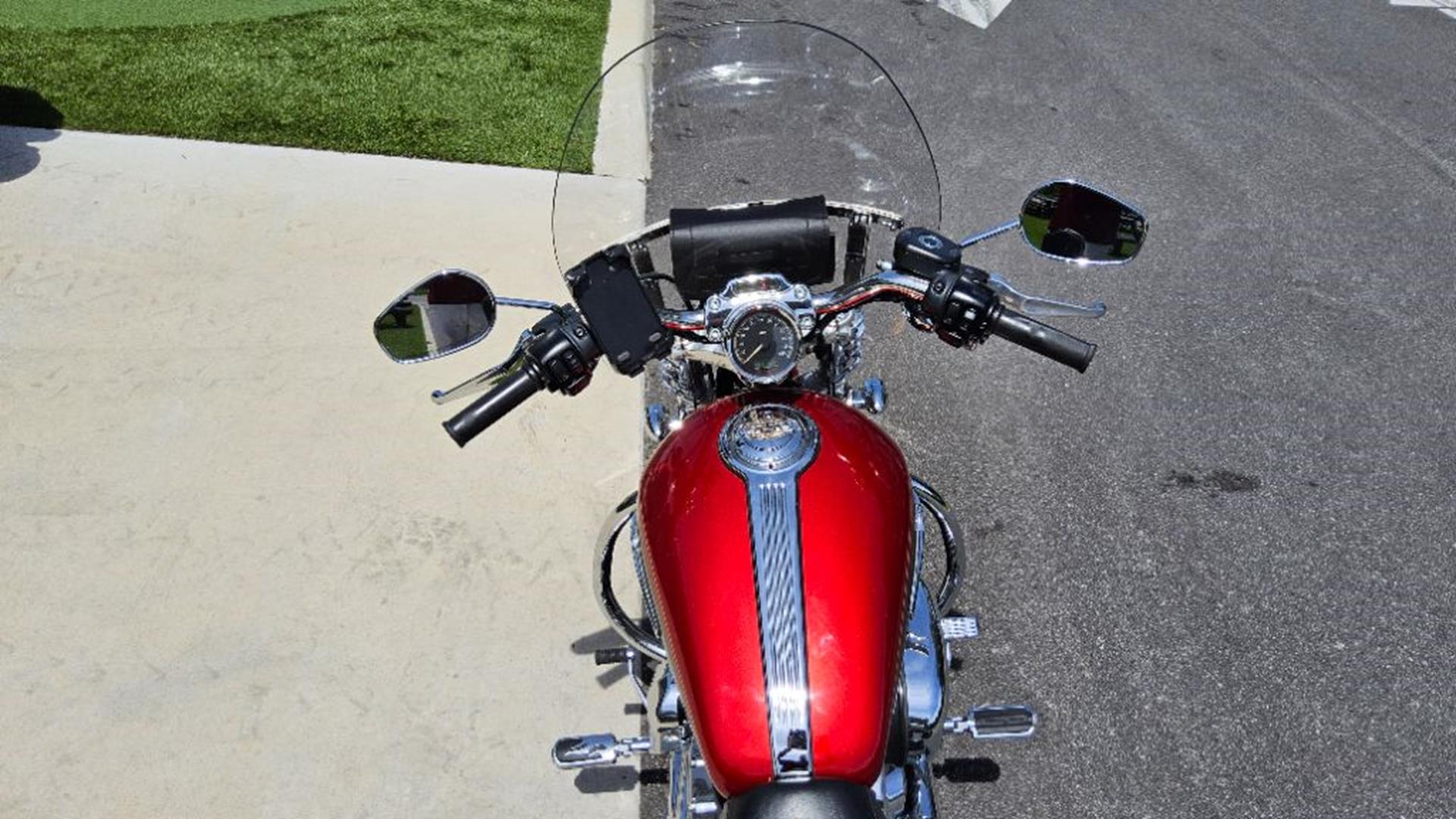 2012 Harley-Davidson Sportster® 1200 Custom 12
