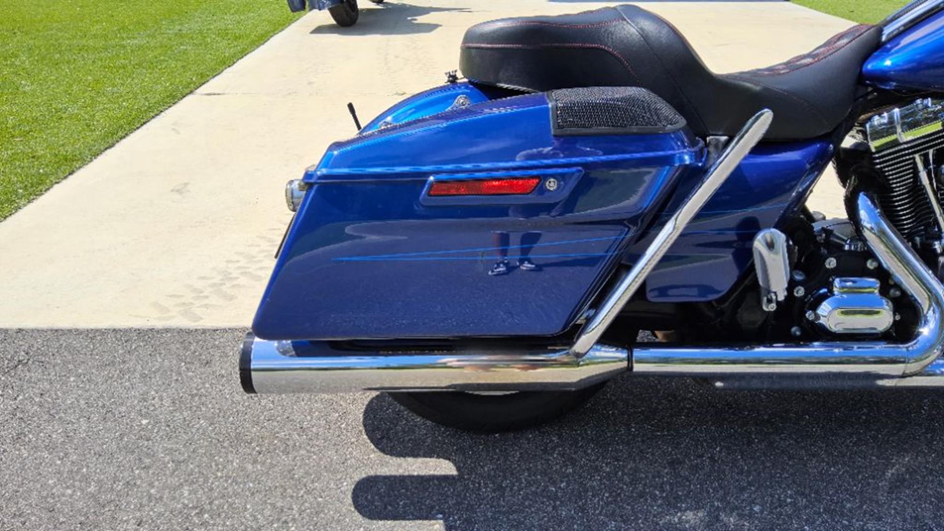 2016 Harley-Davidson Road Glide® Special 3