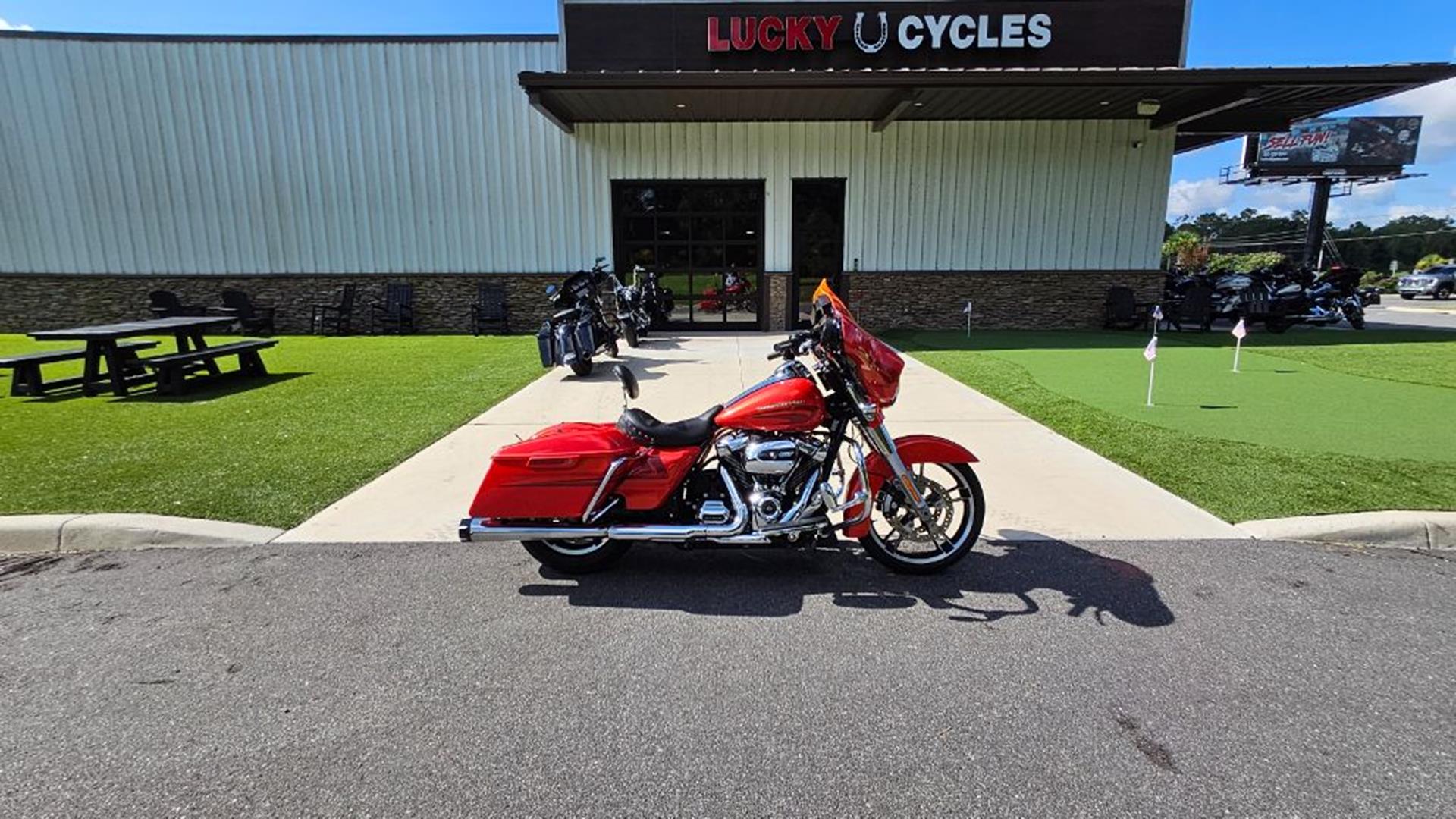 2017 Harley-Davidson Street Glide® 2