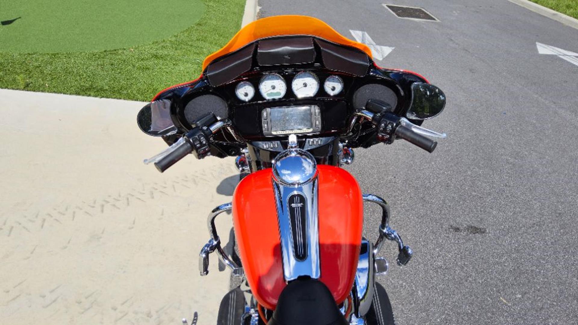 2017 Harley-Davidson Street Glide® 12