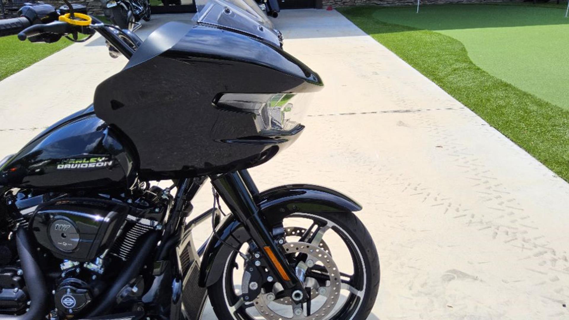 2024 Harley-Davidson Road Glide® 5
