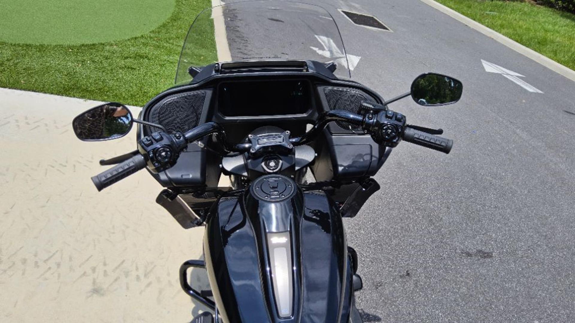 2024 Harley-Davidson Road Glide® 11