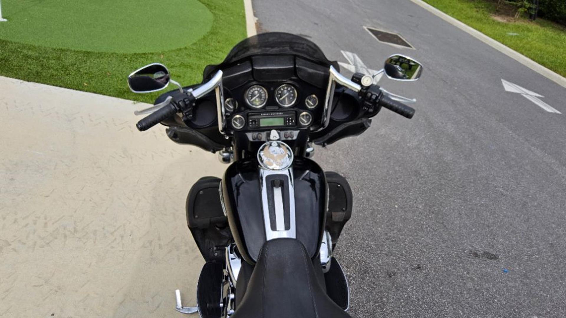 2013 Harley-Davidson Electra Glide® Ultra Limited 11