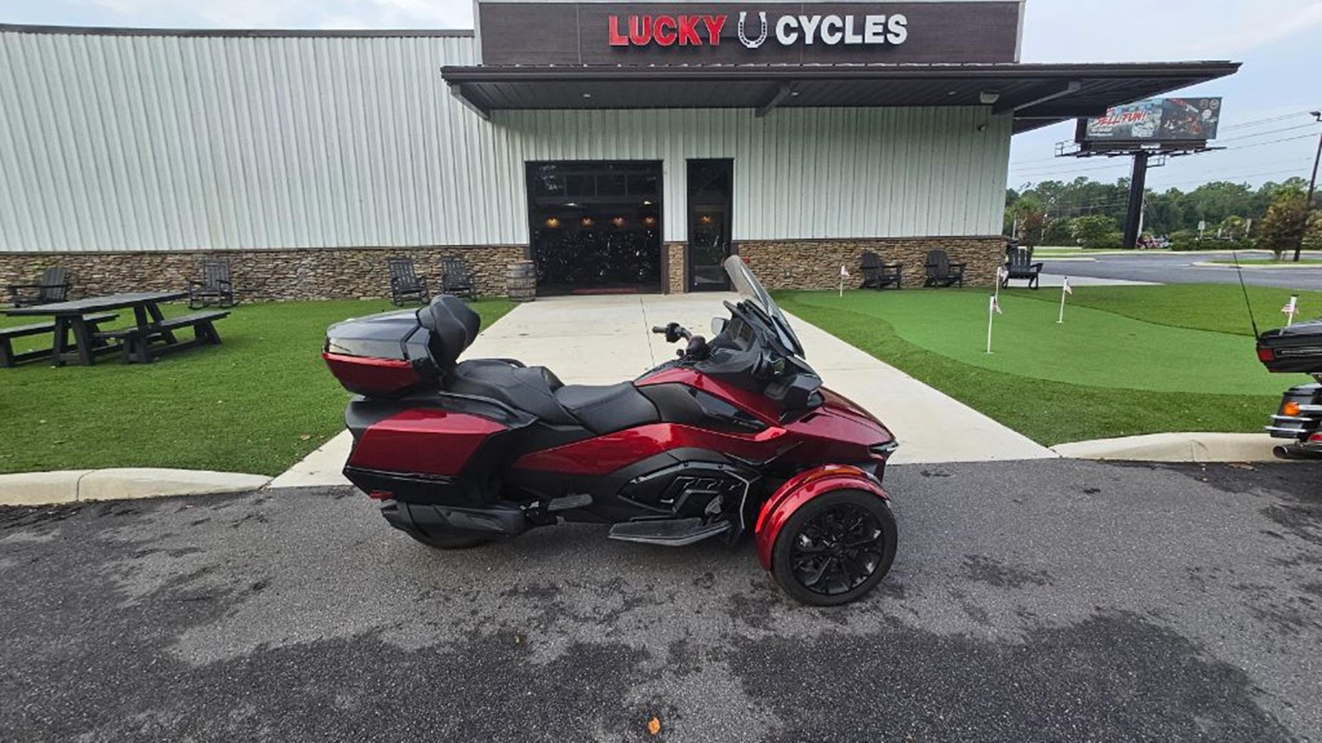 2021 Can-Am™ Spyder RT Limited 2