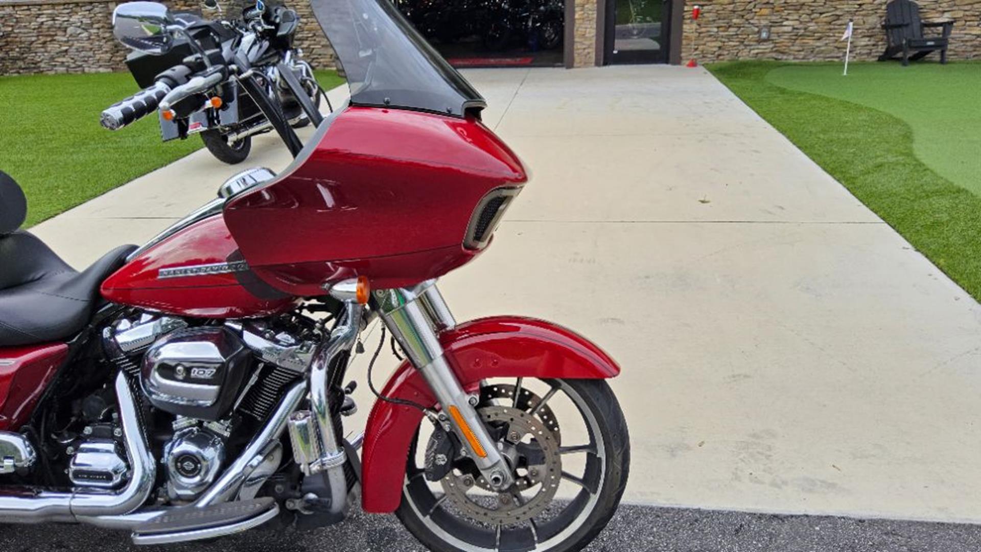 2020 Harley-Davidson Road Glide® 5