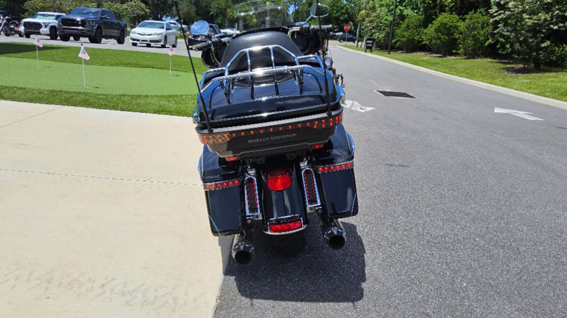 2014 Harley-Davidson Ultra Limited 11