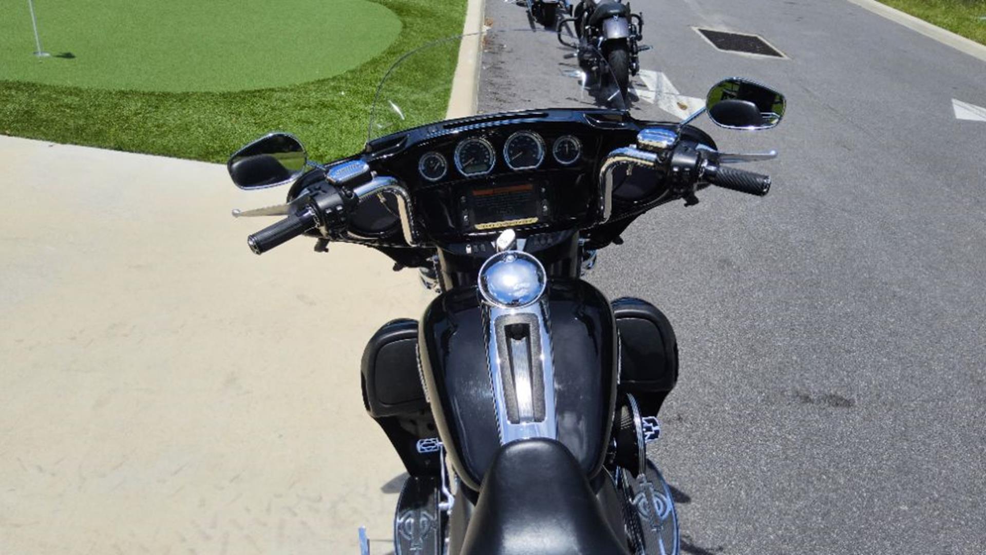 2014 Harley-Davidson Ultra Limited 12