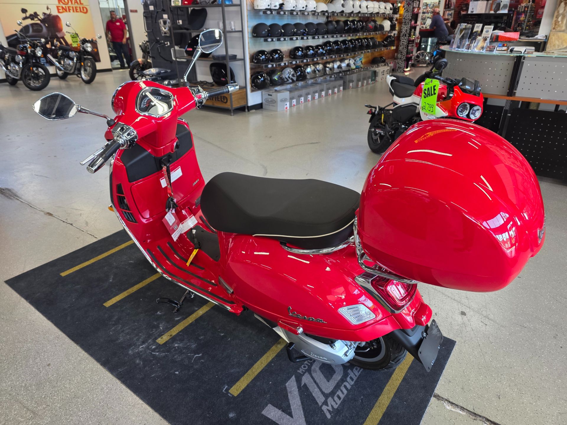 2024 Vespa GTS Super 300 in Fort Myers, Florida - Photo 8