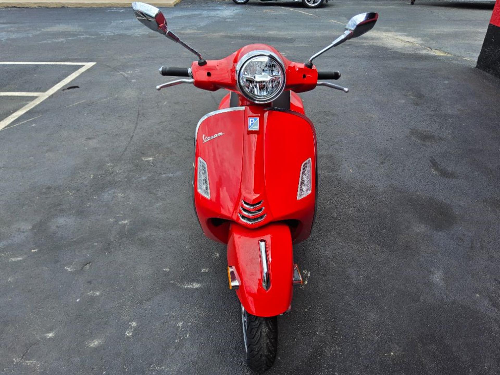 2024 Vespa GTS Super 300 in Fort Myers, Florida - Photo 5
