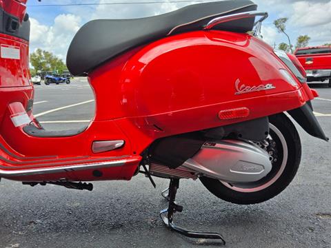 2024 Vespa GTS Super 300 in Fort Myers, Florida - Photo 8