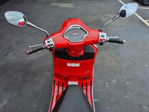 2024 Vespa GTS Super 300 in Fort Myers, Florida - Photo 11