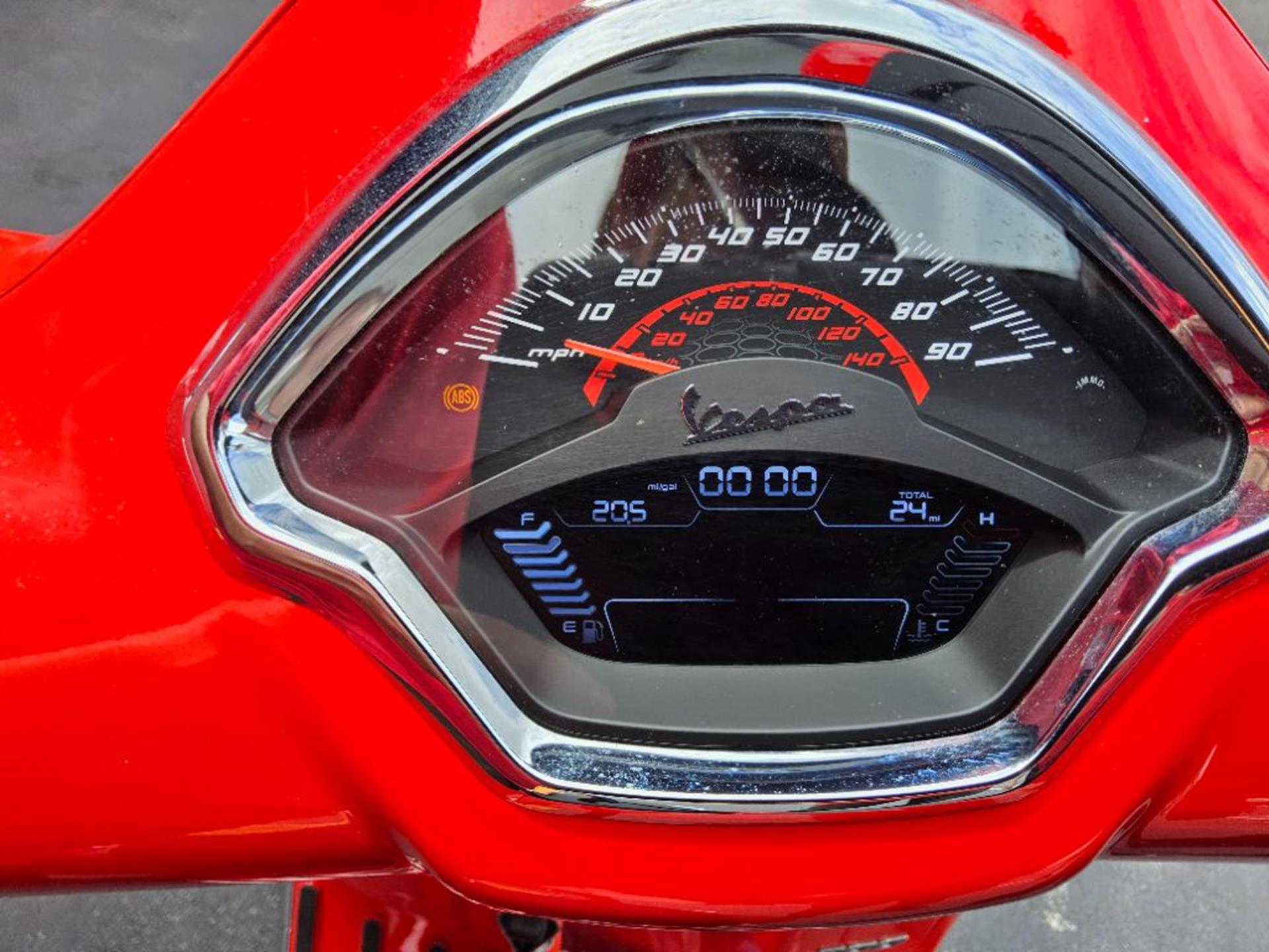 2024 Vespa GTS Super 300 in Fort Myers, Florida - Photo 12