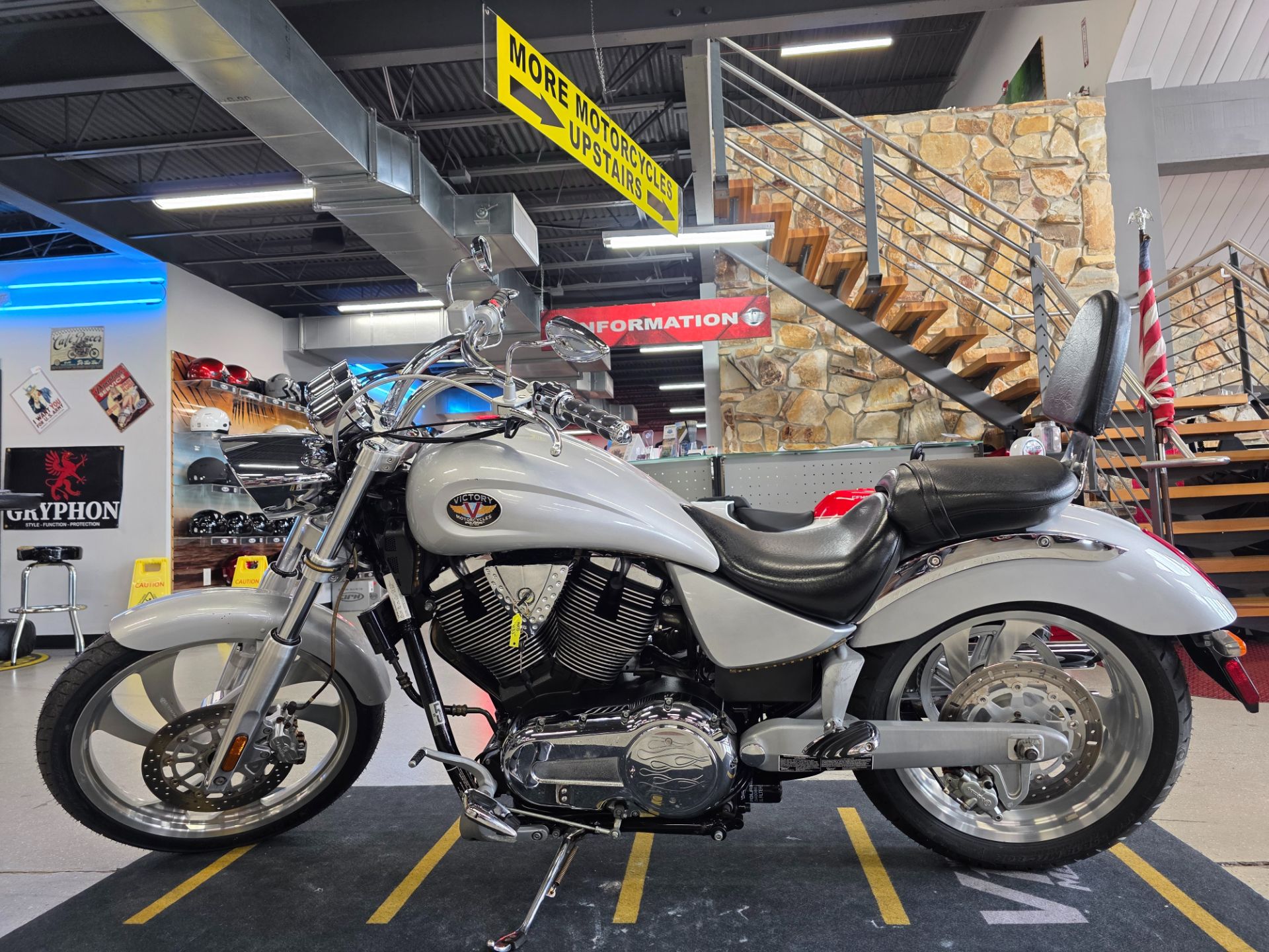 2004 Victory Vegas in Fort Myers, Florida - Photo 11