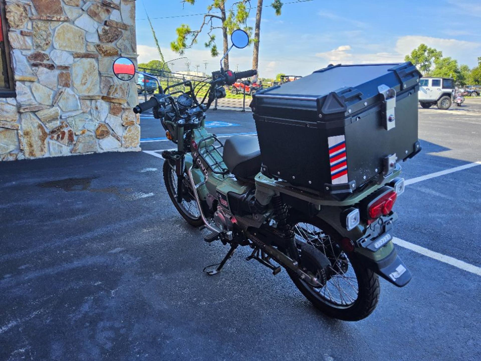 2023 Honda Trail125 8