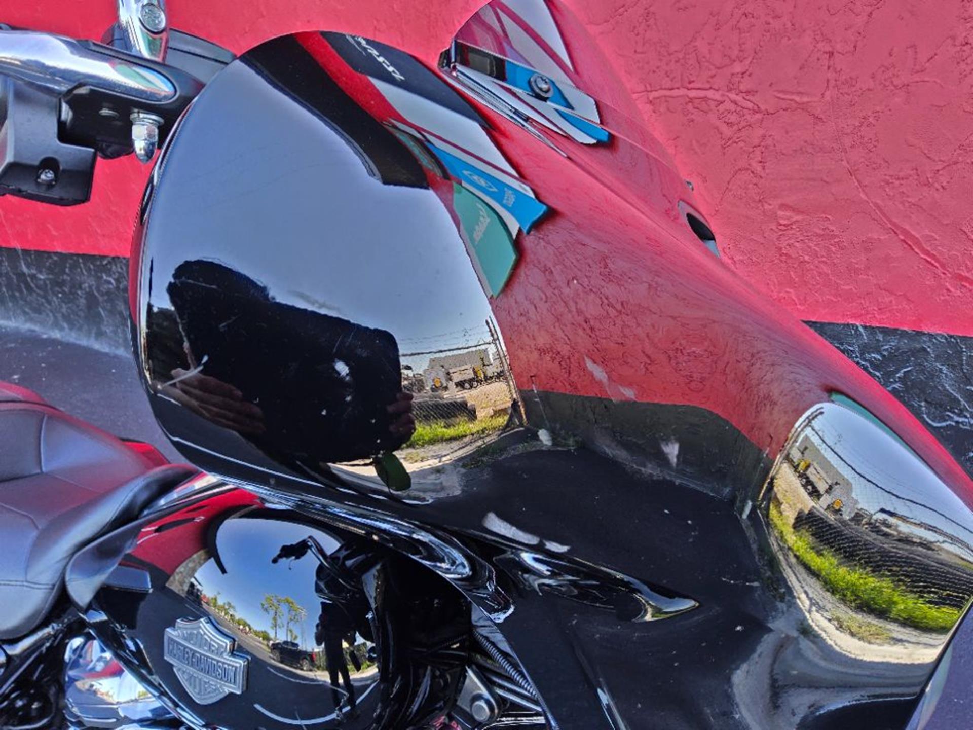 2021 Harley-Davidson Street Glide® Special 4