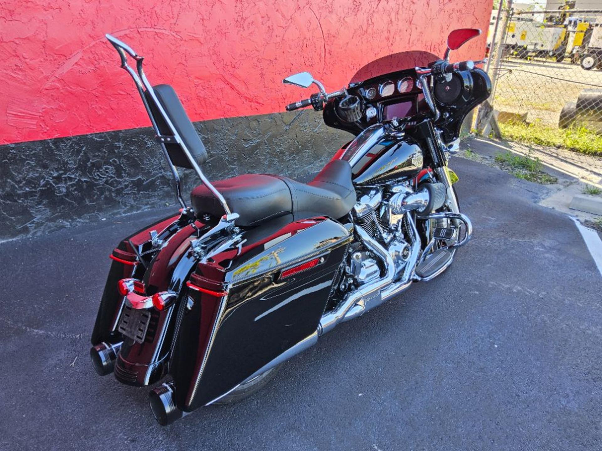 2021 Harley-Davidson Street Glide® Special 11