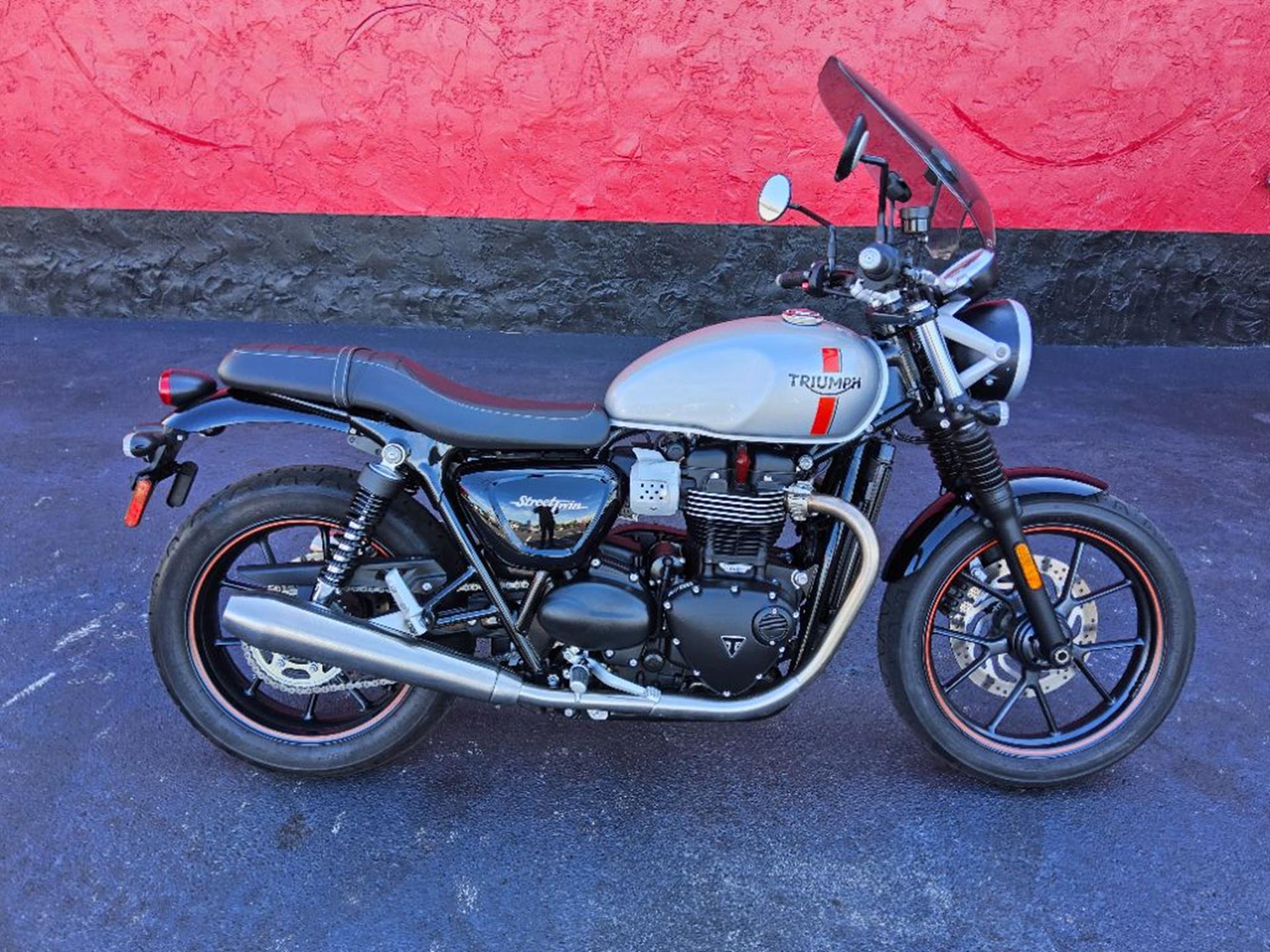 2017 Triumph Street Twin for sale 1259330