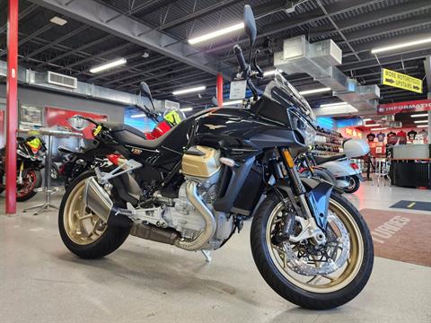 2024 Moto Guzzi V100 Mandello in Fort Myers, Florida - Photo 2