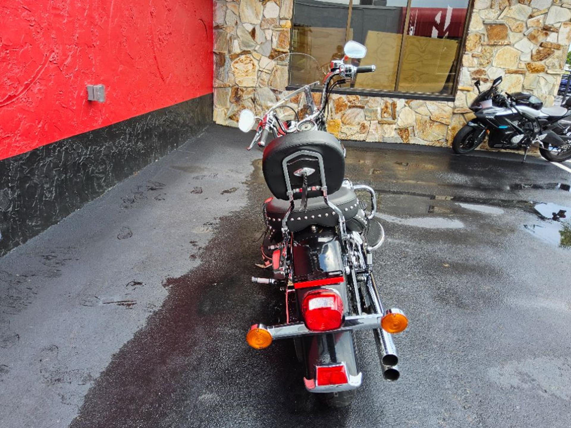 2014 Harley-Davidson Heritage Softail® Classic 9