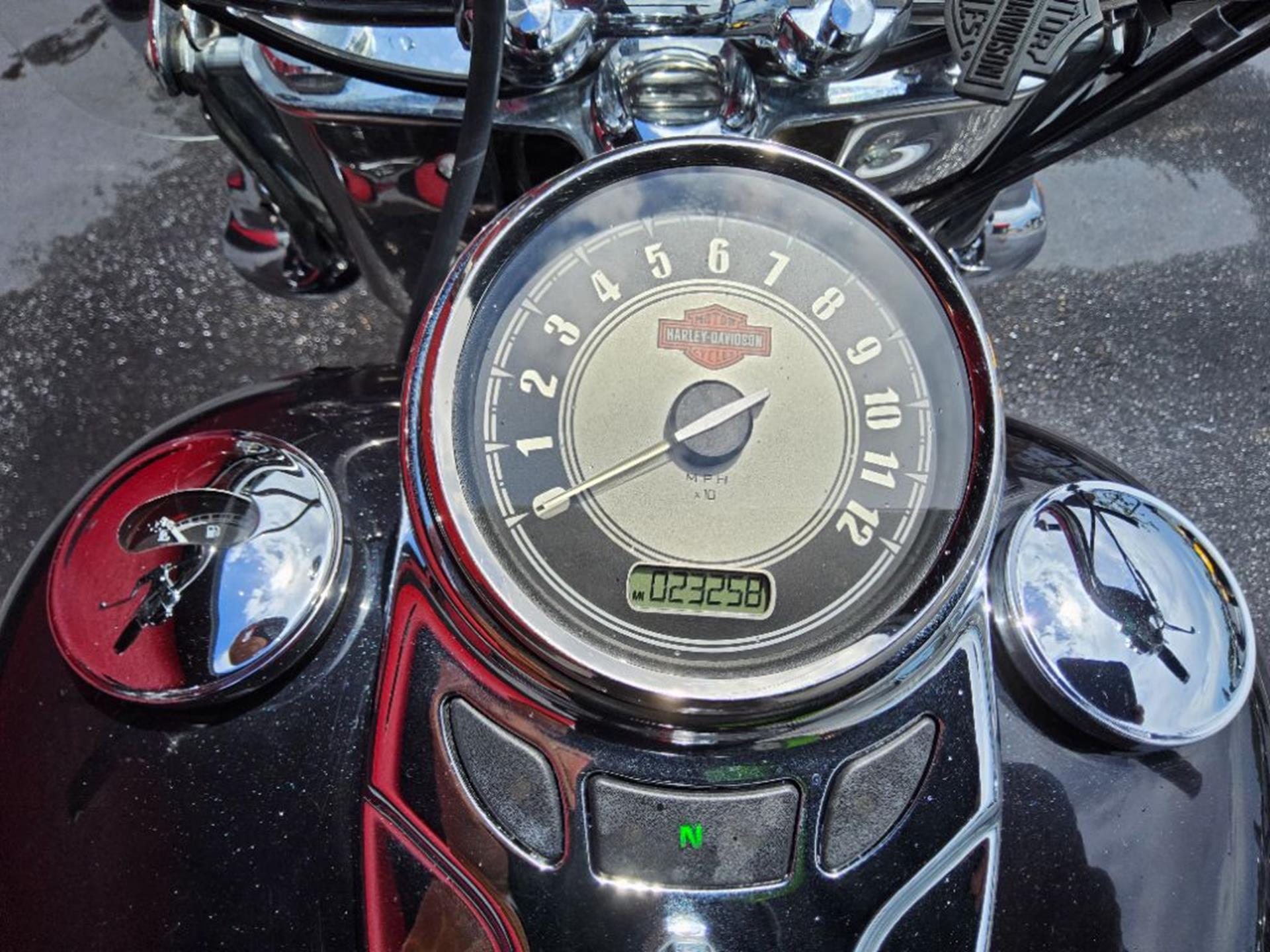 2014 Harley-Davidson Heritage Softail® Classic 12