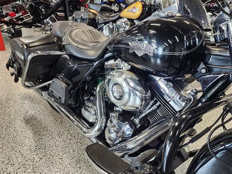 2013 Harley-Davidson Road King® Classic in Fort Myers, Florida - Photo 13