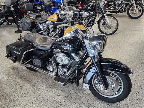 2013 Harley-Davidson Road King® Classic in Fort Myers, Florida - Photo 3