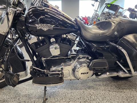2013 Harley-Davidson Road King® Classic in Fort Myers, Florida - Photo 15
