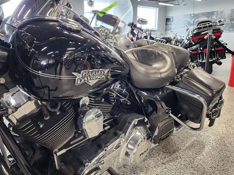 2013 Harley-Davidson Road King® Classic in Fort Myers, Florida - Photo 16