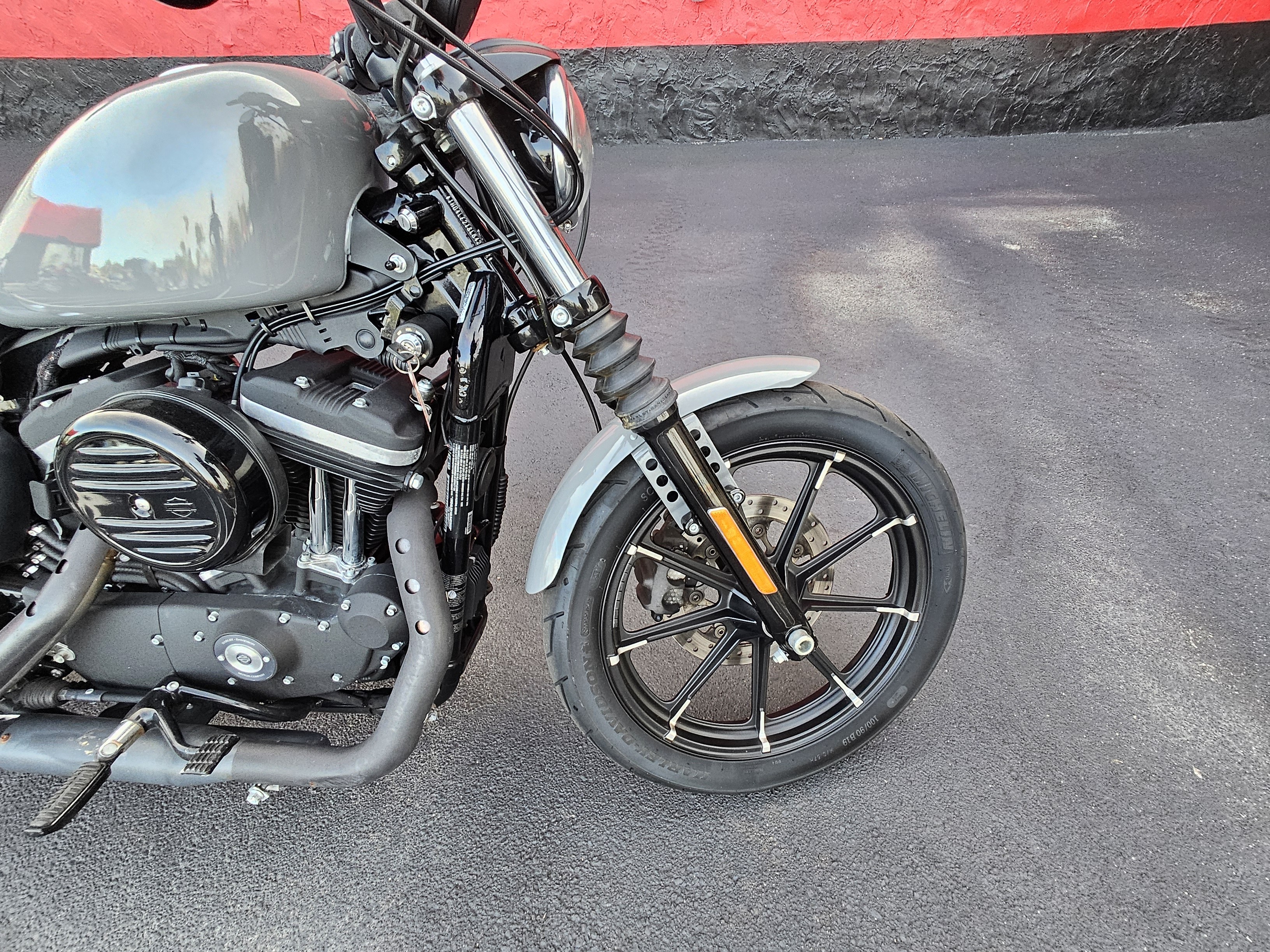 2020 Harley-Davidson Iron 883™ in Fort Myers, Florida - Photo 9
