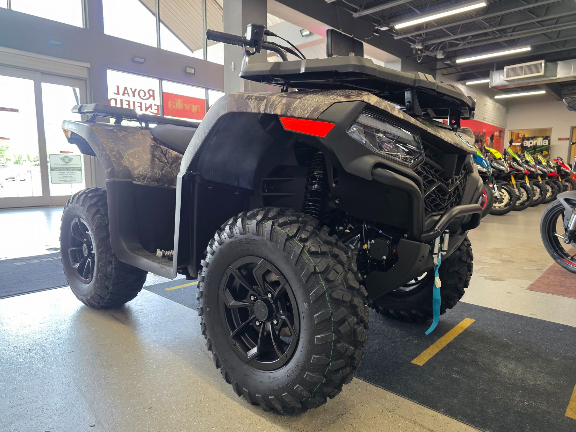 2025 CFMOTO CForce 1000 Touring in Fort Myers, Florida - Photo 4