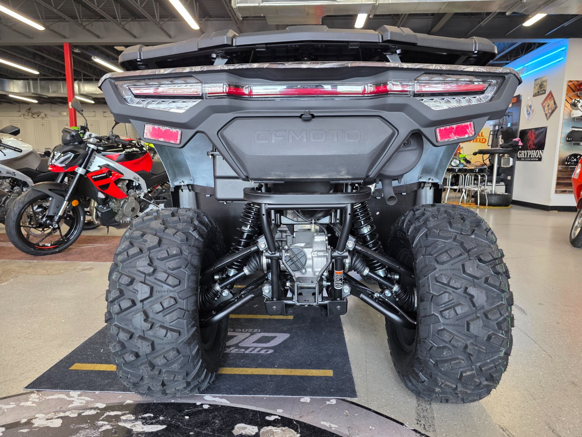 2025 CFMOTO CForce 1000 Touring in Fort Myers, Florida - Photo 8