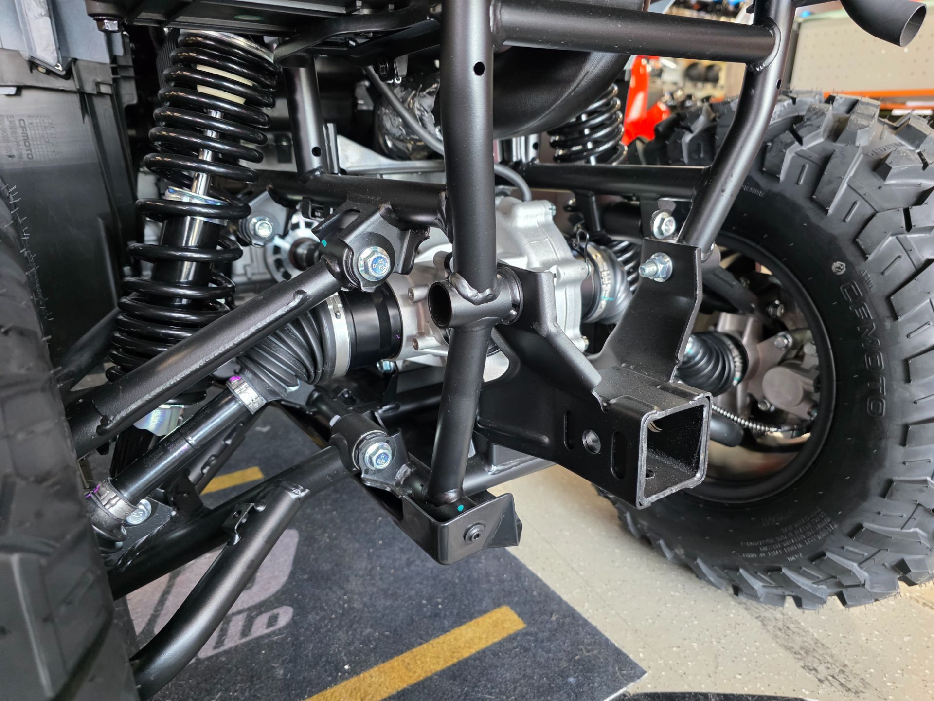 2025 CFMOTO CForce 1000 Touring in Fort Myers, Florida - Photo 10