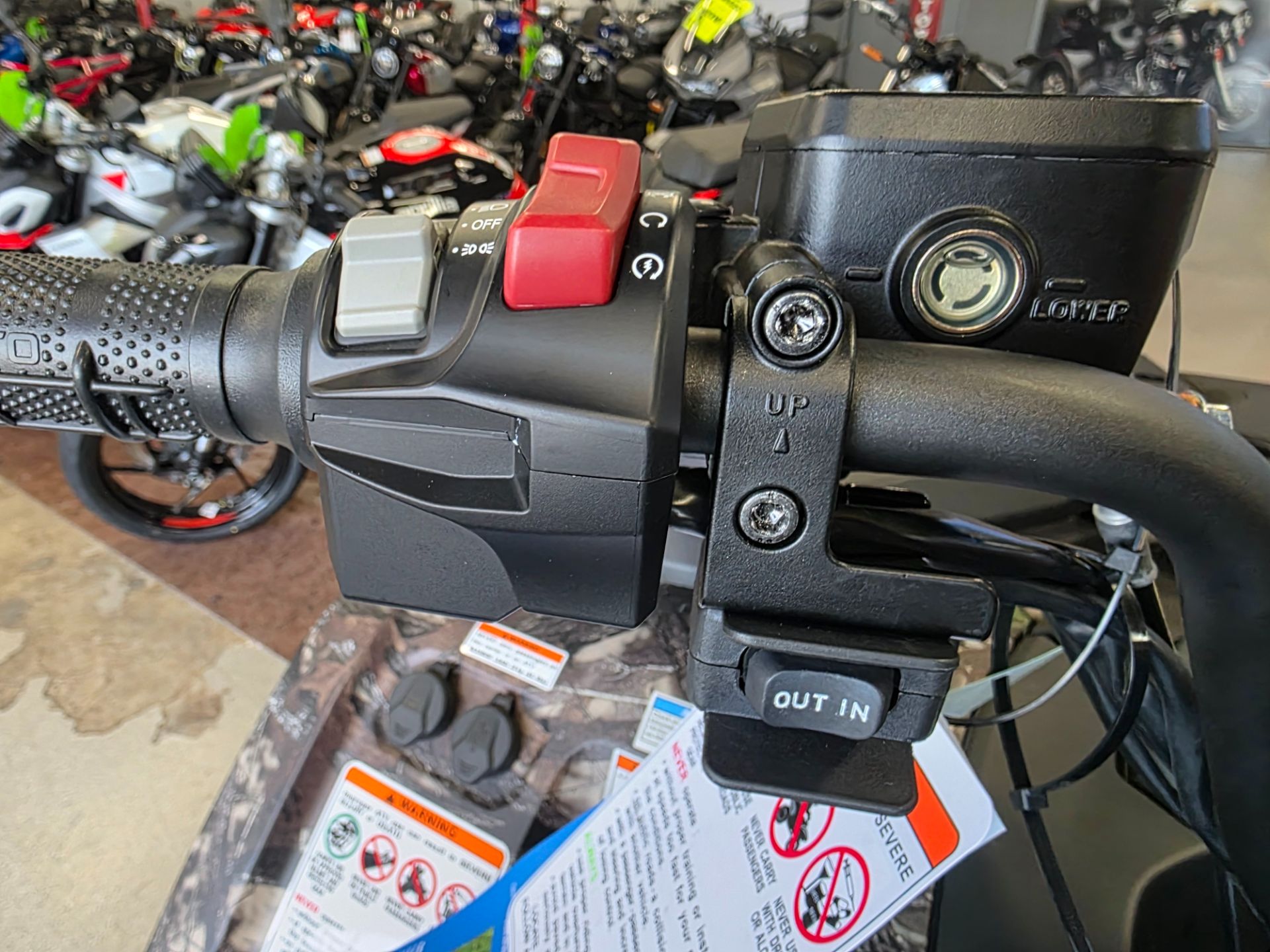 2025 CFMOTO CForce 1000 Touring in Fort Myers, Florida - Photo 21