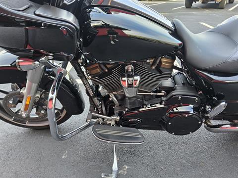 2022 Harley-Davidson Road Glide® in Fort Myers, Florida - Photo 5