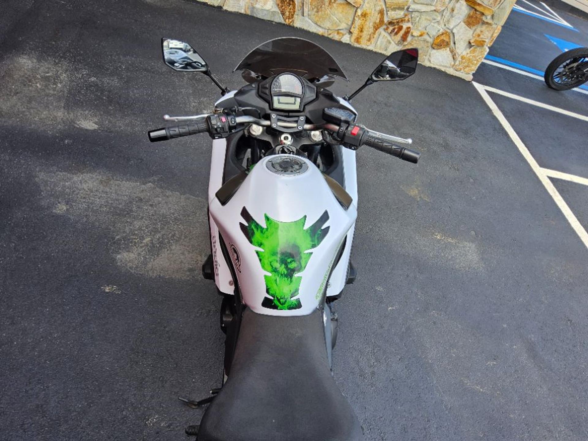 2015 Kawasaki Ninja® 650 9