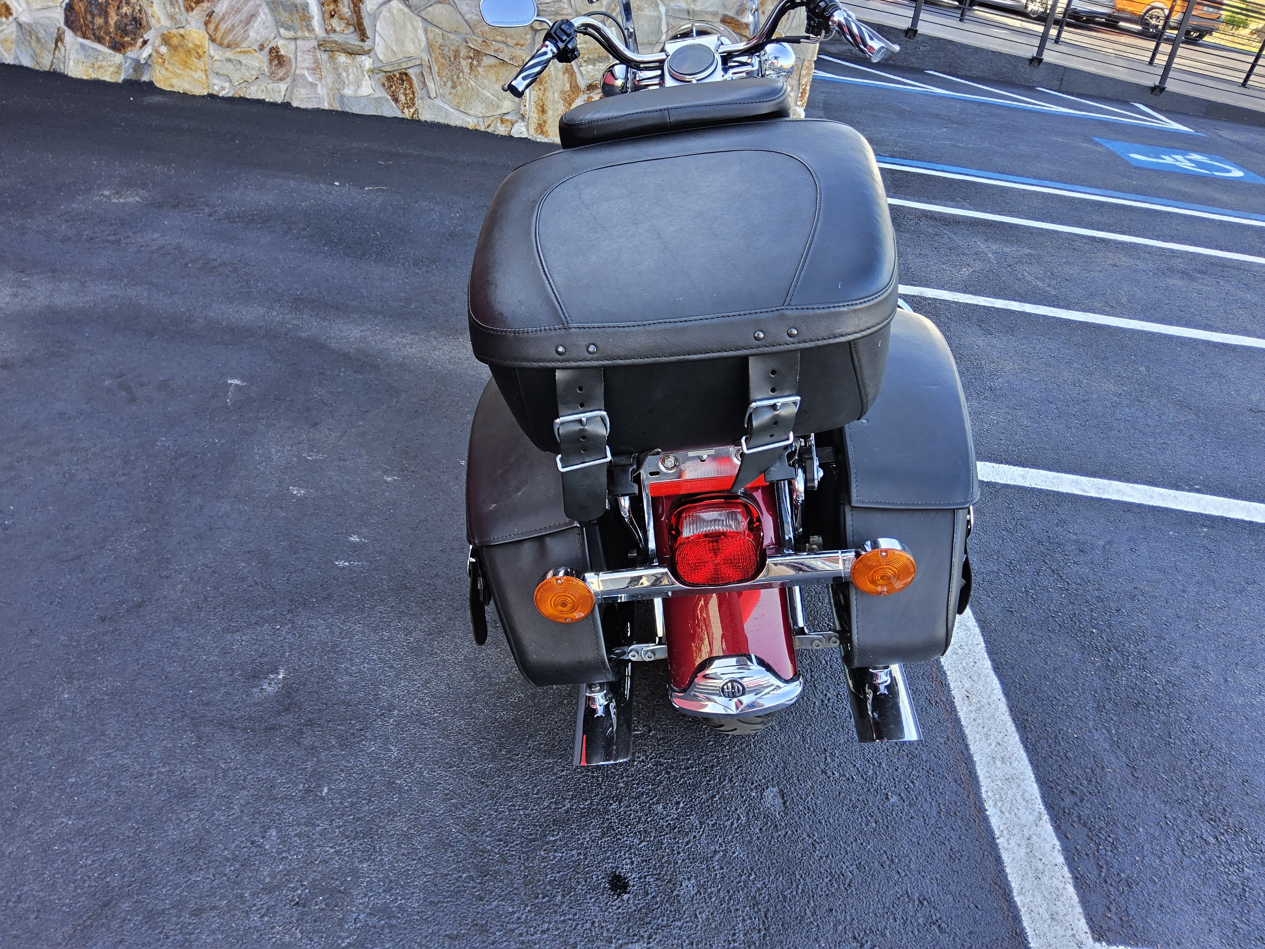 2006 Harley-Davidson Road King® Classic in Fort Myers, Florida - Photo 4