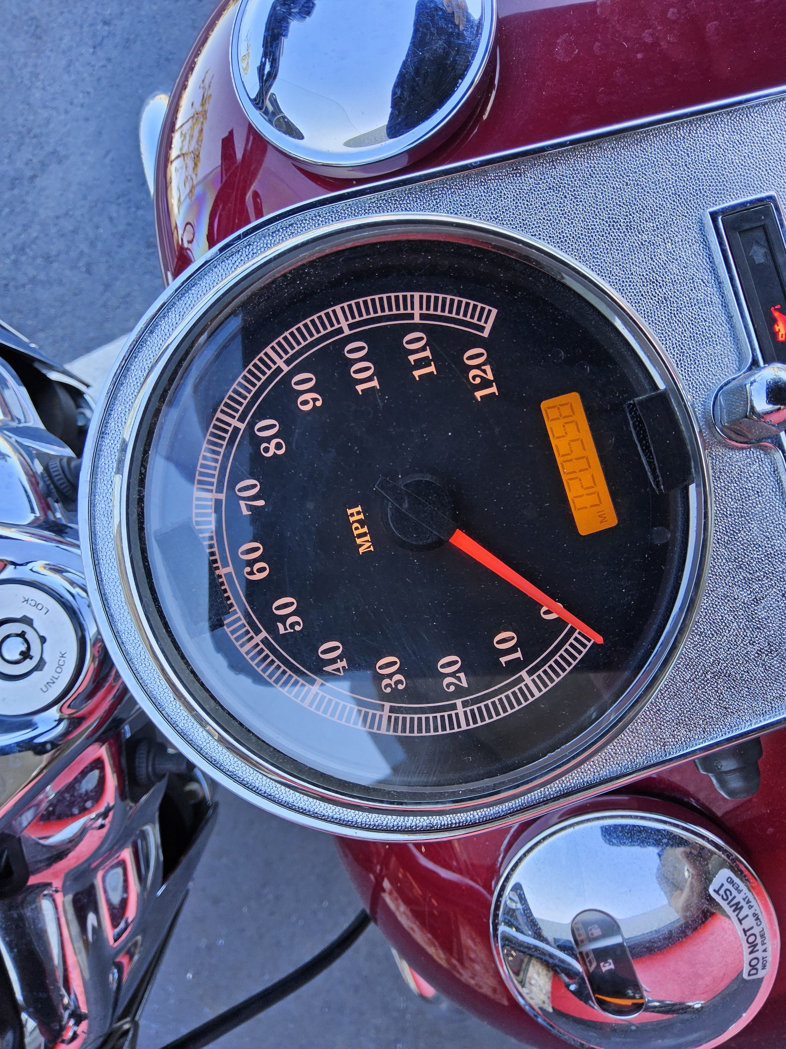 2006 Harley-Davidson Road King® Classic in Fort Myers, Florida - Photo 8