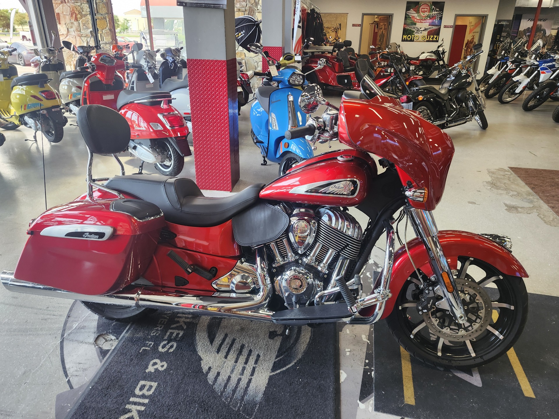 2019 Indian Motorcycle Chieftain® Limited ABS in Fort Myers, Florida - Photo 1