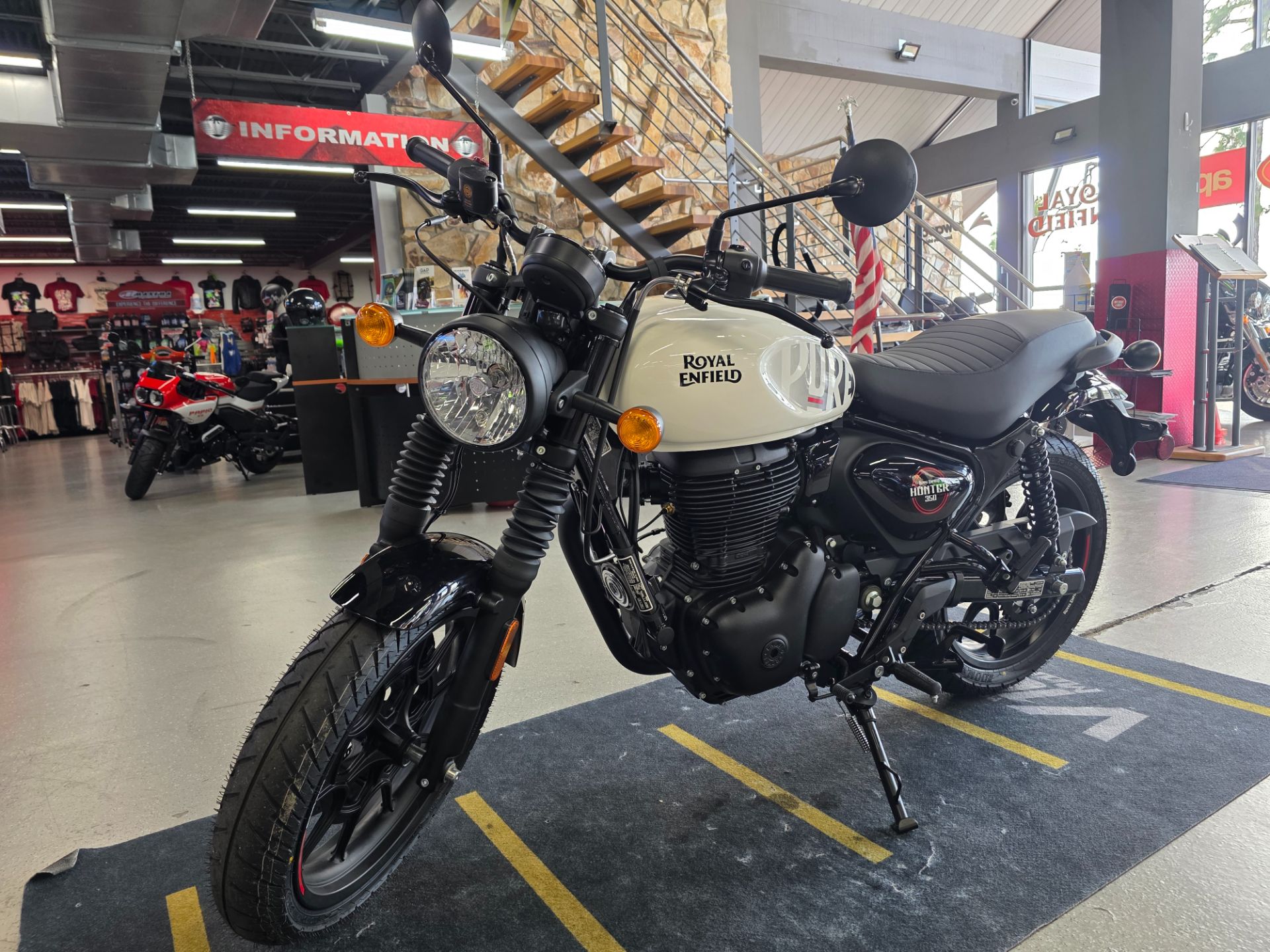2024 Royal Enfield Hunter 350 in Fort Myers, Florida - Photo 16