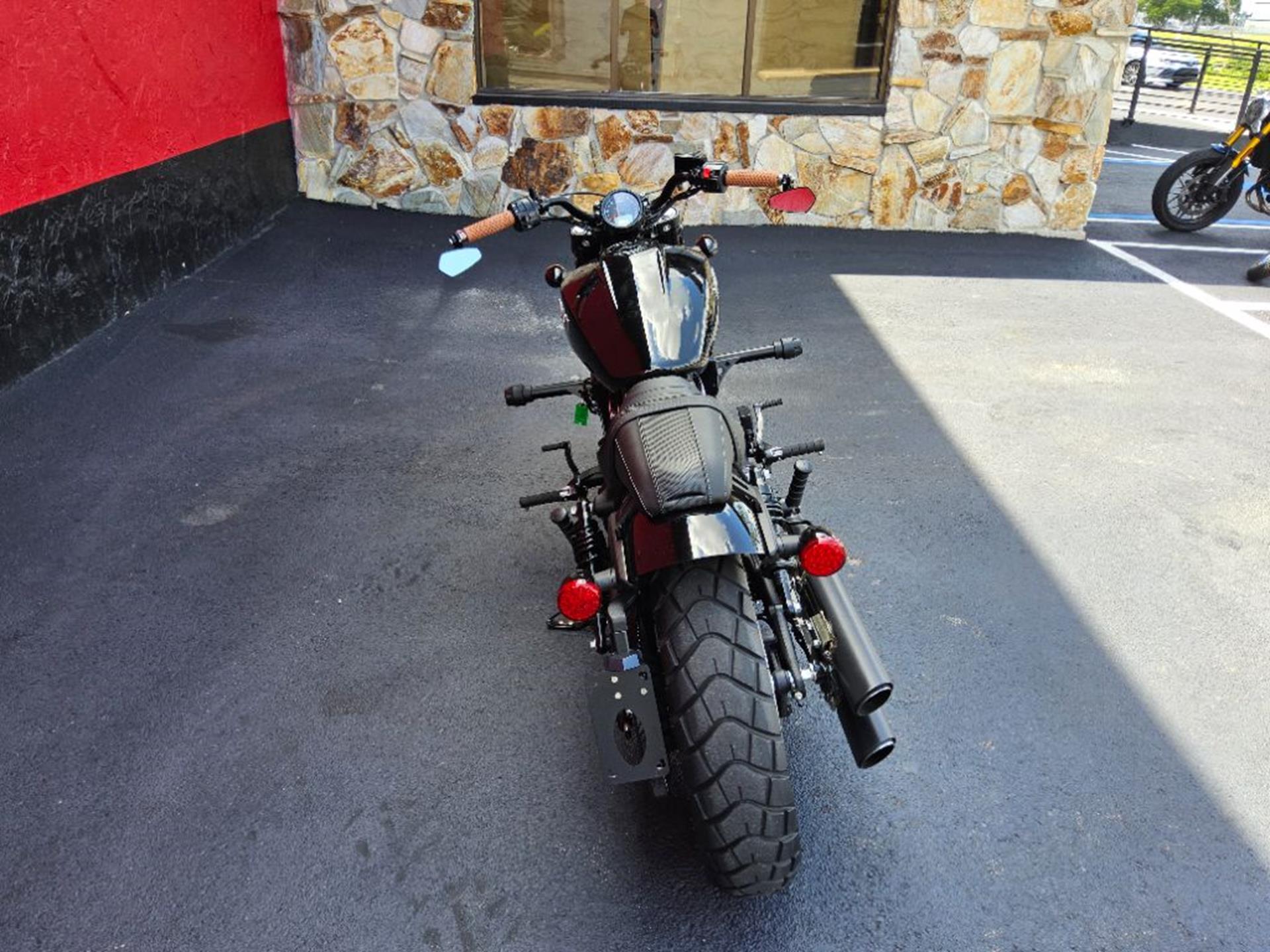 2018  Scout® Bobber 6