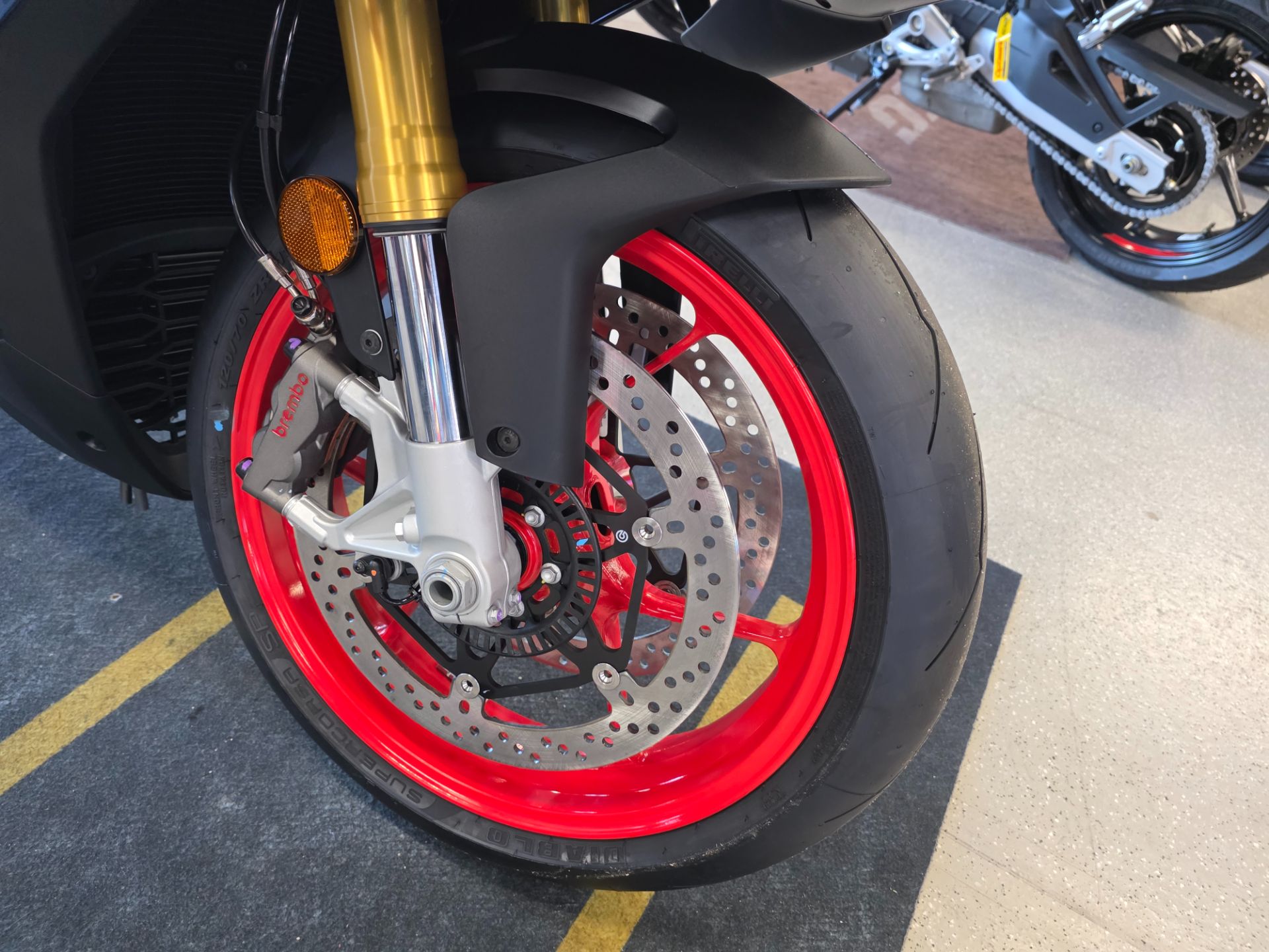 2026 Aprilia RSV4 1100 in Fort Myers, Florida - Photo 4