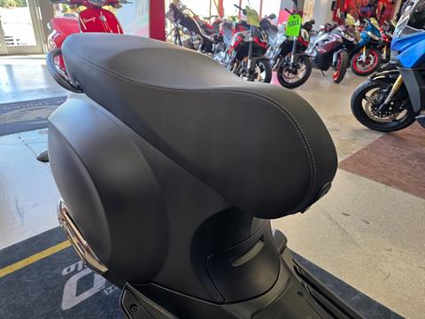 2024 Vespa Primavera 50 S in Fort Myers, Florida - Photo 6