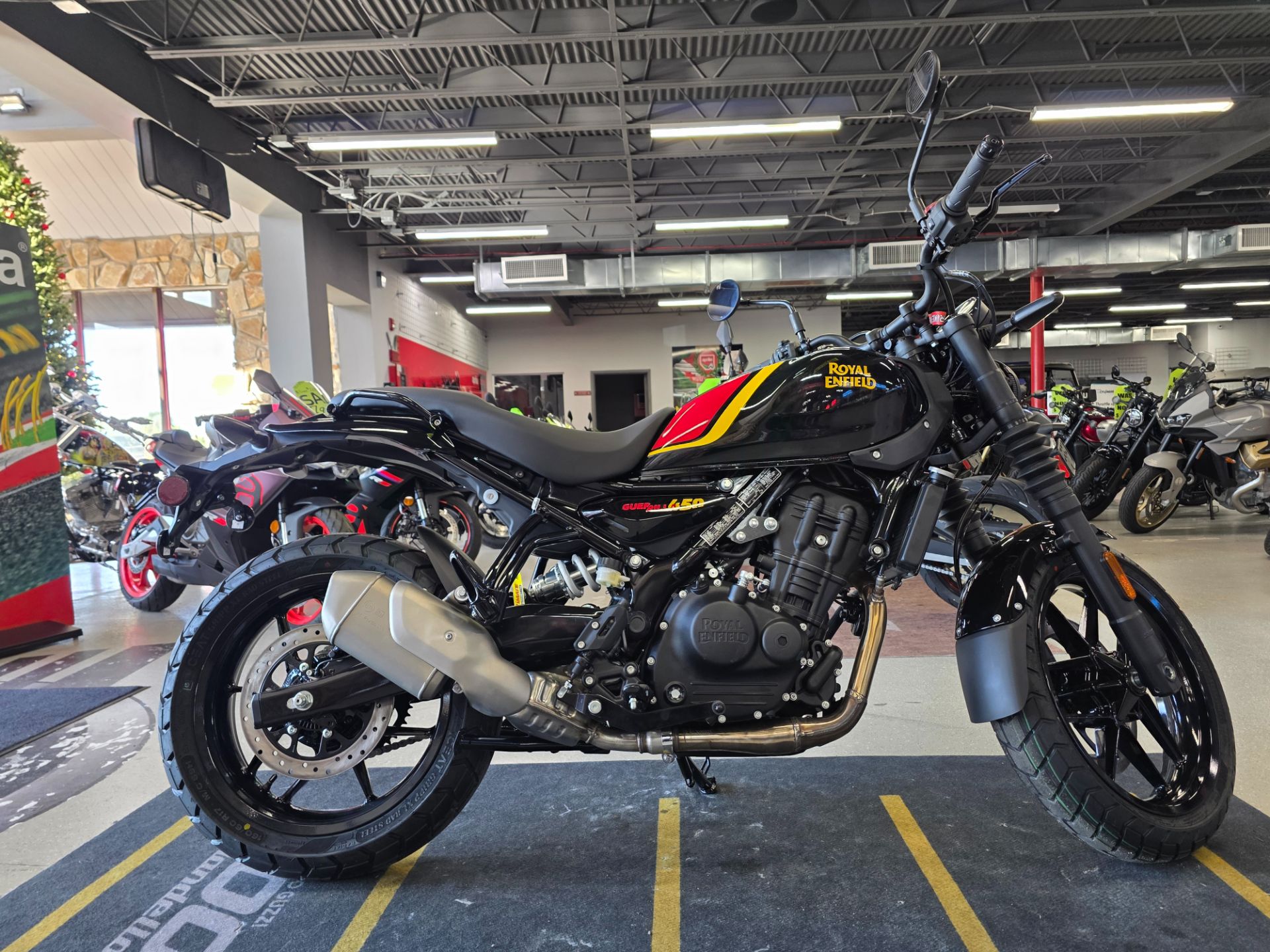 2026 Royal Enfield GUERILLA 450 in Fort Myers, Florida - Photo 1