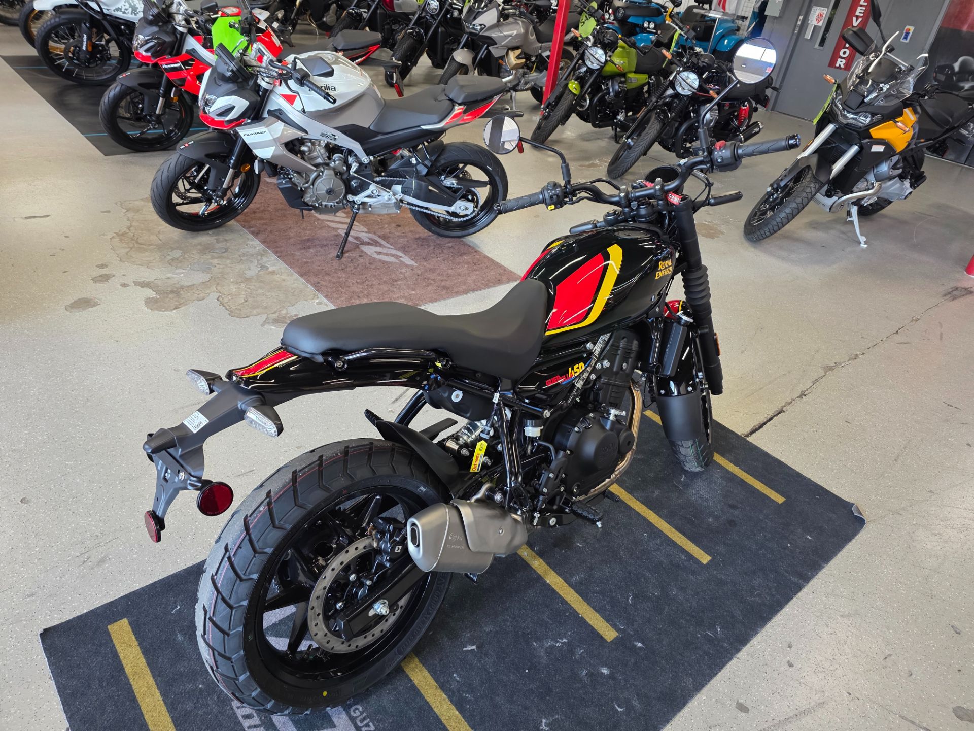 2026 Royal Enfield GUERILLA 450 in Fort Myers, Florida - Photo 7