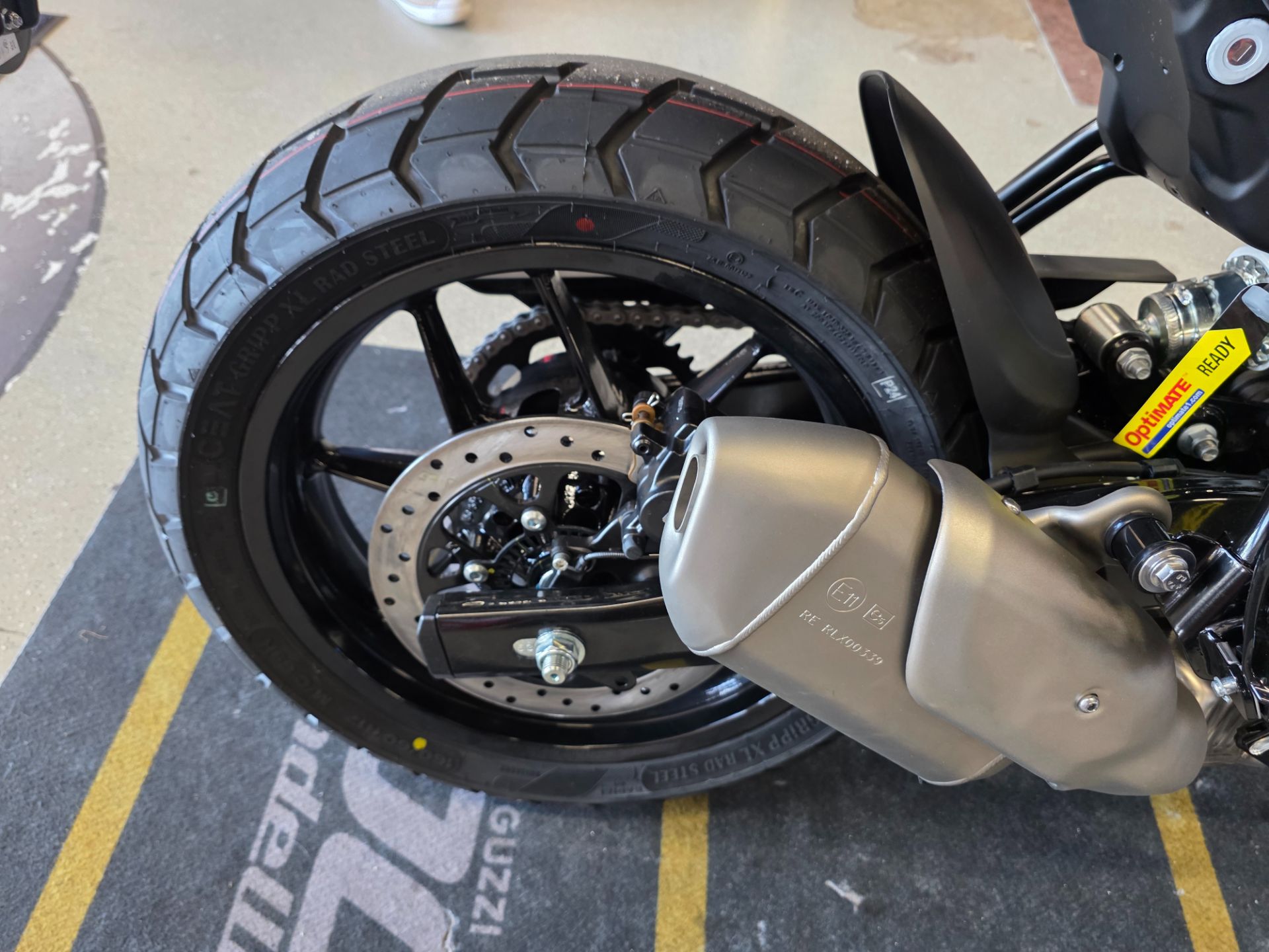 2026 Royal Enfield GUERILLA 450 in Fort Myers, Florida - Photo 21