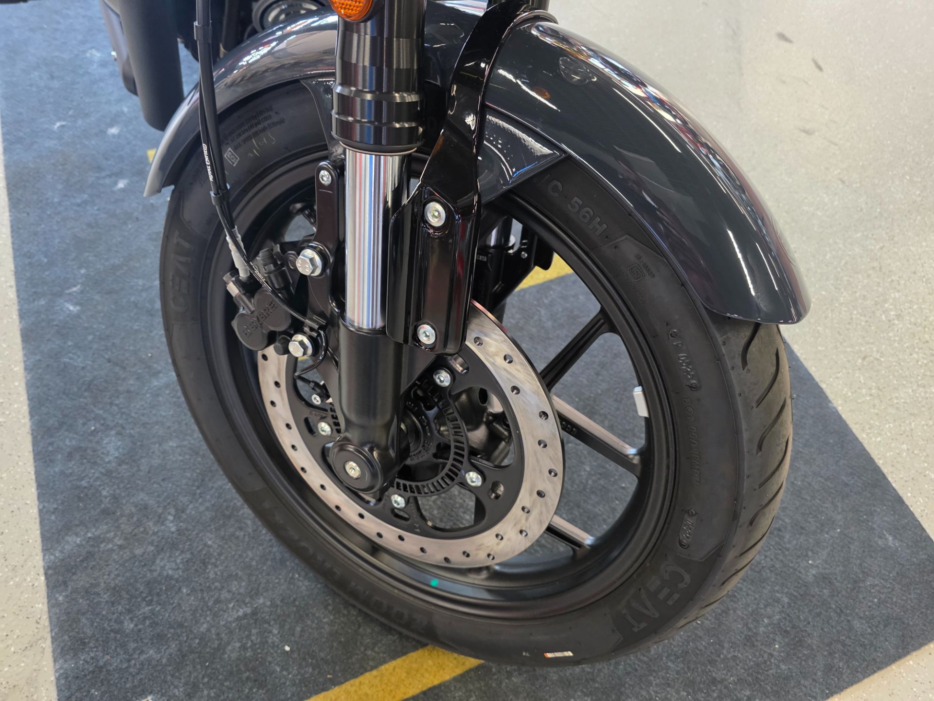 2026 Royal Enfield SHOTGUN 650 in Fort Myers, Florida - Photo 3