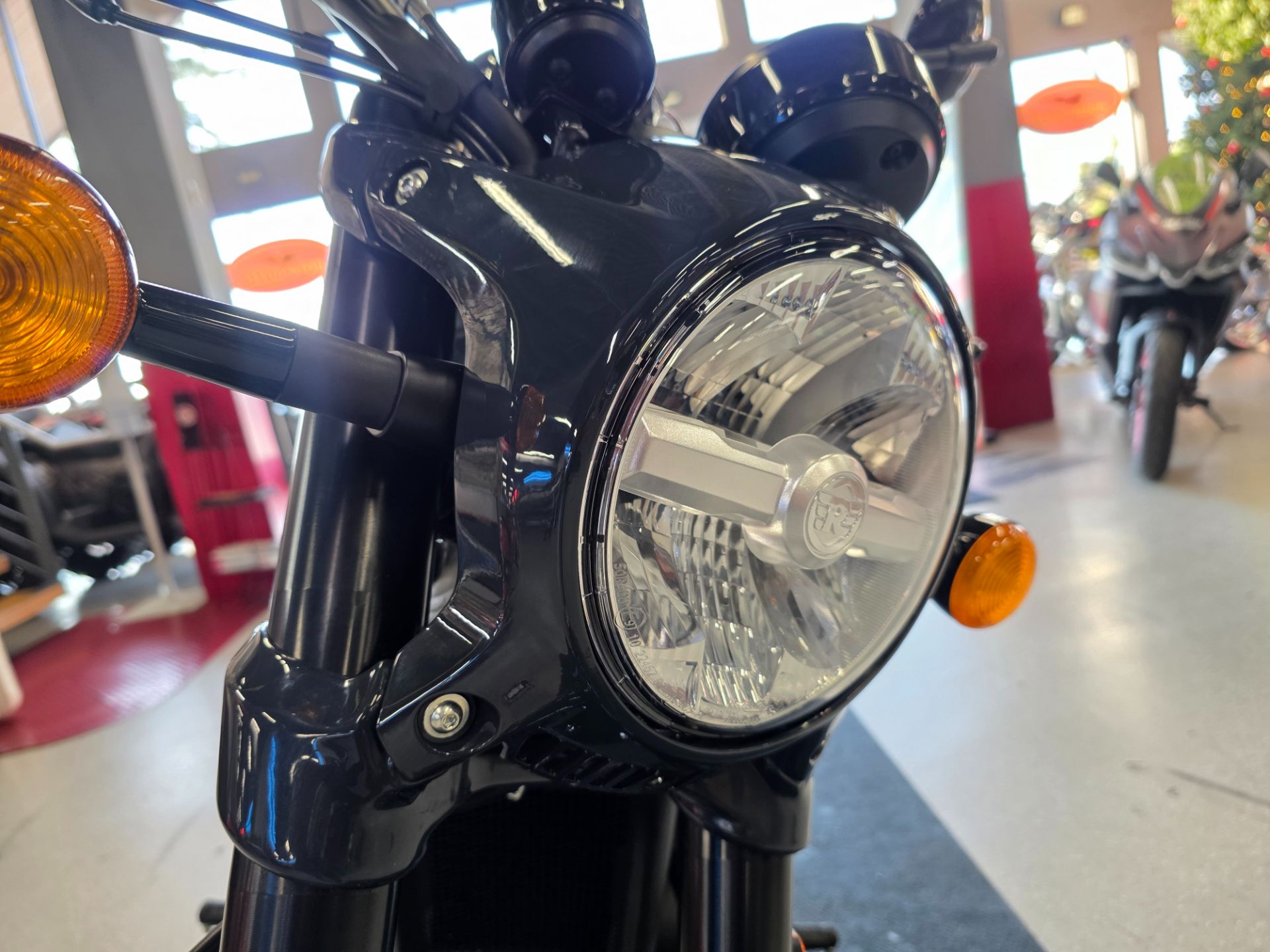 2026 Royal Enfield SHOTGUN 650 in Fort Myers, Florida - Photo 4